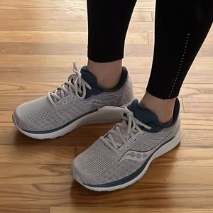 Saucony Guide 14 Lilac Size 10